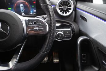 Mercedes-Benz A Class 1.3 A250e 15.6kWh AMG Line Edition 8G-DCT Euro 6 (s/s) 4dr