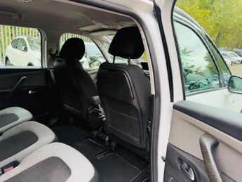 Citroen Grand C4 Picasso 1.6 e-HDi Exclusive ETG6 Euro 5 (s/s) 5dr