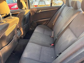 Mercedes-Benz C Class 1.8 C180 BlueEfficiency Executive SE Saloon 4dr Petrol Auto Euro