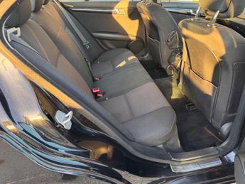 Mercedes-Benz C Class 1.8 C180 BlueEfficiency Executive SE Saloon 4dr Petrol Auto Euro