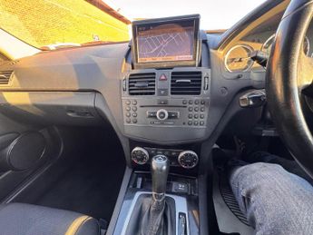 Mercedes-Benz C Class 1.8 C180 BlueEfficiency Executive SE Saloon 4dr Petrol Auto Euro