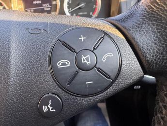 Mercedes-Benz C Class 1.8 C180 BlueEfficiency Executive SE Saloon 4dr Petrol Auto Euro