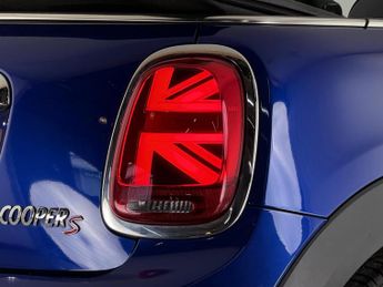 MINI Convertible 2.0 Cooper S Steptronic Euro 6 (s/s) 2dr