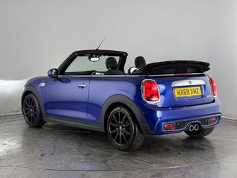 MINI Convertible 2.0 Cooper S Steptronic Euro 6 (s/s) 2dr