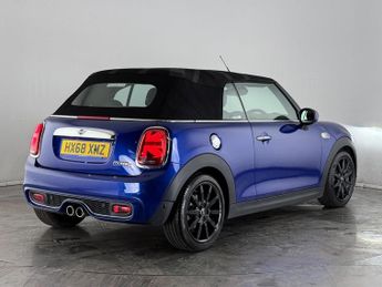 MINI Convertible 2.0 Cooper S Steptronic Euro 6 (s/s) 2dr