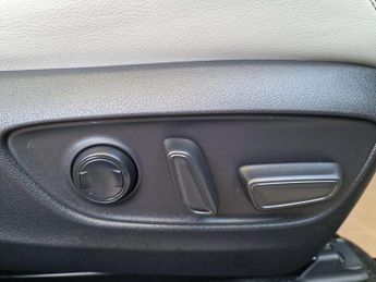 Toyota RAV4 2.5 VVT-h Excel CVT Euro 6 (s/s) 5dr