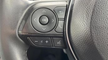 Toyota Corolla 2.0 VVT-h Excel CVT Euro 6 (s/s) 5dr