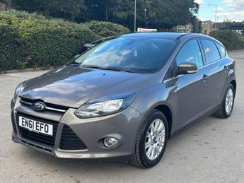 Ford Focus 1.6 Titanium Euro 5 5dr
