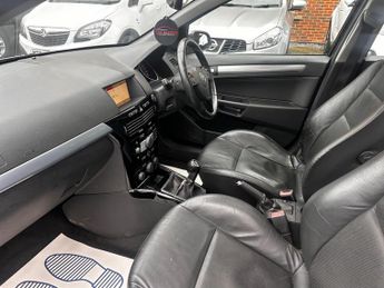 Vauxhall Astra 1.6i 16v Elite 5dr