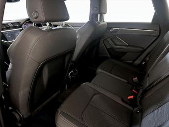 Audi Q3 1.5 TFSI CoD 35 Black Edition S Tronic Euro 6 (s/s) 5dr