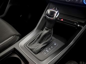 Audi Q3 1.5 TFSI CoD 35 Black Edition S Tronic Euro 6 (s/s) 5dr