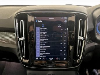 Volvo XC40 Recharge Twin 78kWh Pro Auto AWD 5dr