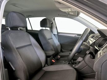 Volkswagen Tiguan 1.5 TSI Active Euro 6 (s/s) 5dr