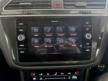 Volkswagen Tiguan 1.5 TSI Active Euro 6 (s/s) 5dr