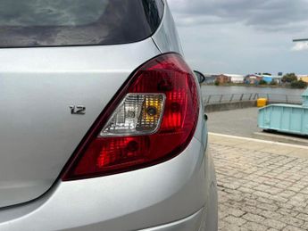 Vauxhall Corsa 1.4 16V SE Auto Euro 5 5dr