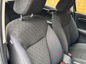 Honda Jazz 1.3 i-VTEC SE CVT Euro 6 (s/s) 5dr