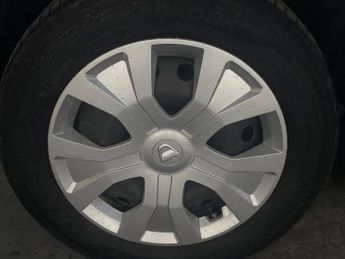 Dacia Jogger 1.0 TCe Essential Euro 6 (s/s) 5dr