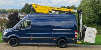 Mercedes-Benz Sprinter Cherry picker