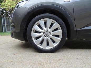 Vauxhall Grandland X 1.2 Turbo Elite Nav Auto Euro 6 (s/s) 5dr