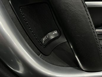 Land Rover Discovery Sport 2.0 TD4 HSE Black SUV 5dr Diesel Auto 4WD Euro 6 (s/s) (180 ps)