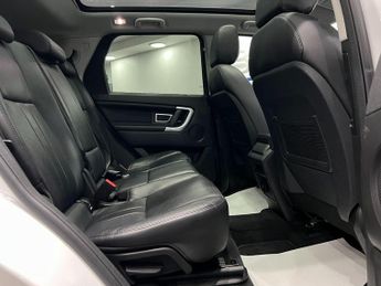 Land Rover Discovery Sport 2.0 TD4 HSE Black SUV 5dr Diesel Auto 4WD Euro 6 (s/s) (180 ps)