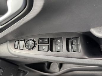Hyundai IONIQ 1.6 h-GDi Premium DCT Euro 6 (s/s) 5dr