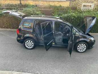 Volkswagen Touran 1.4 TSI SE MPV 5dr Petrol DSG (7 Seats) (179 g/km, 138 bhp)