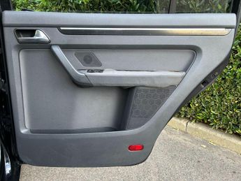 Volkswagen Touran 1.4 TSI SE MPV 5dr Petrol DSG (7 Seats) (179 g/km, 138 bhp)