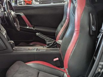 NISSAN GT-R 3.8 GT-R Black Edition Semi-Auto 4WD 2dr