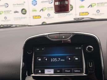 Renault Clio 1.5 dCi Dynamique S MediaNav EDC Euro 5 5dr