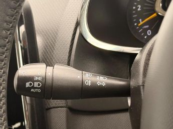 Renault Clio 1.5 dCi Dynamique S MediaNav EDC Euro 5 5dr