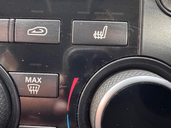 Land Rover Discovery Sport 2.0 TD4 SE Tech Auto 4WD Euro 6 (s/s) 5dr