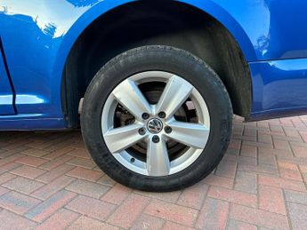 Volkswagen Caddy Maxi Life 1.6 TDI CR DSG Euro 5 5dr