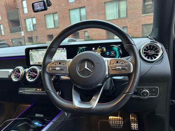 Mercedes-Benz EQB EQB 300 66.5kWh AMG Line Auto 4MATIC 5dr