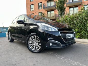 Peugeot 208 1.2 PureTech Signature Euro 6 (s/s) 5dr