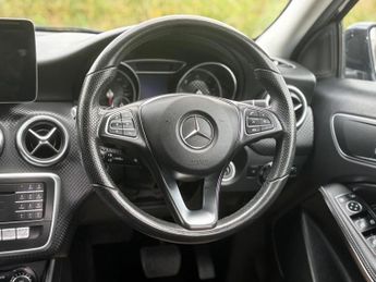 MERCEDES-BENZ A CLASS 1.5 A180d Sport