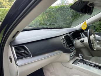 Volvo XC90 2.0 D5 Momentum Geartronic 4WD Euro 6 (s/s) 5dr