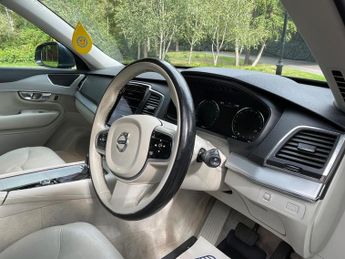 Volvo XC90 2.0 D5 Momentum Geartronic 4WD Euro 6 (s/s) 5dr