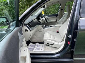 Volvo XC90 2.0 D5 Momentum Geartronic 4WD Euro 6 (s/s) 5dr