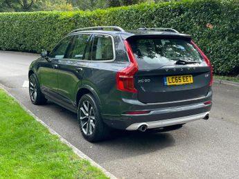 Volvo XC90 2.0 D5 Momentum Geartronic 4WD Euro 6 (s/s) 5dr