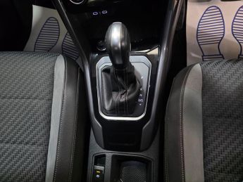 Volkswagen T-Roc 1.5 TSI EVO R-Line DSG Euro 6 (s/s) 5dr