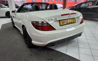 Mercedes-Benz SLK 3.5 SLK350 BlueEfficiency AMG Sport G-Tronic+ Euro 5 (s/s) 2dr