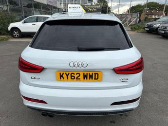 Audi Q3 2.0 TFSI S line SUV 5dr Petrol S Tronic quattro Euro 5 (s/s) (21