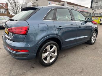 Audi Q3 2.0 TFSI S line SUV 5dr Petrol S Tronic quattro Euro 5 (s/s) (21