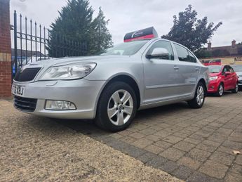 Skoda Octavia 1.6 TDI Elegance DSG Euro 5 5dr