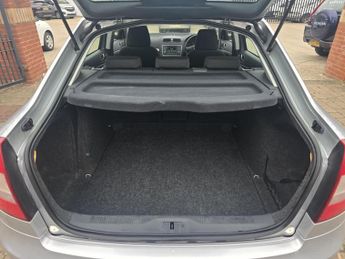 Skoda Octavia 1.6 TDI Elegance DSG Euro 5 5dr