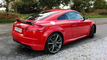 Audi TT 2.0 TFSI Black Edition S Tronic quattro Euro 6 (s/s) 3dr