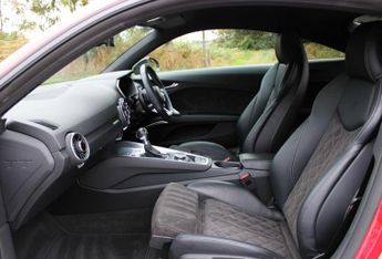 Audi TT 2.0 TFSI Black Edition S Tronic quattro Euro 6 (s/s) 3dr
