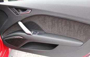 Audi TT 2.0 TFSI Black Edition S Tronic quattro Euro 6 (s/s) 3dr