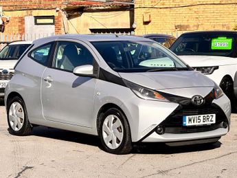 Toyota AYGO 1.0 VVT-i x-play Euro 5 3dr Euro 5
